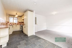 Photo 19- click for photo gallery